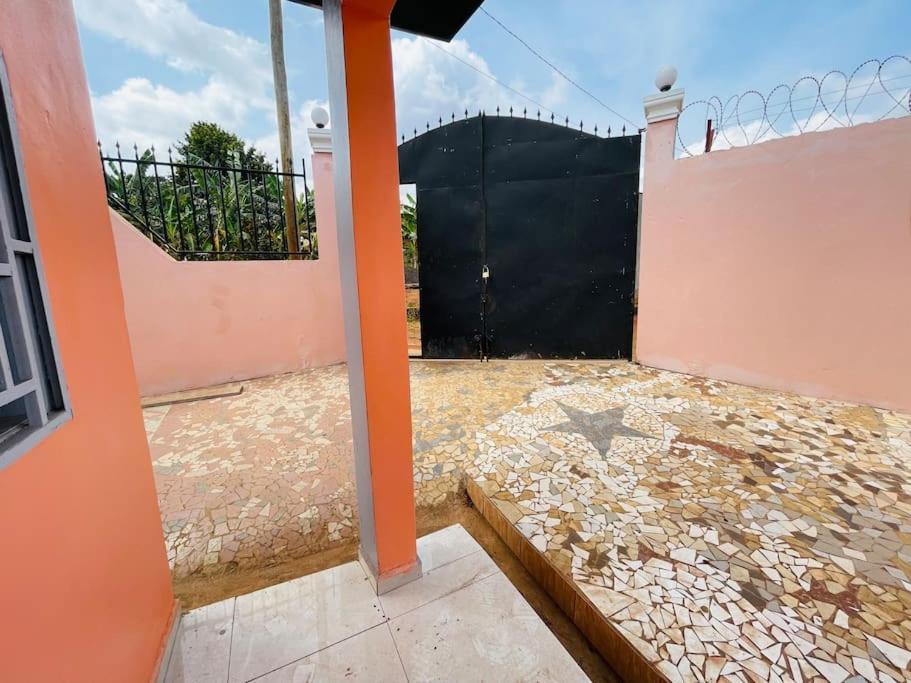 Charmante Maison Cozy Et Conviviale Bafoussam Exterior photo
